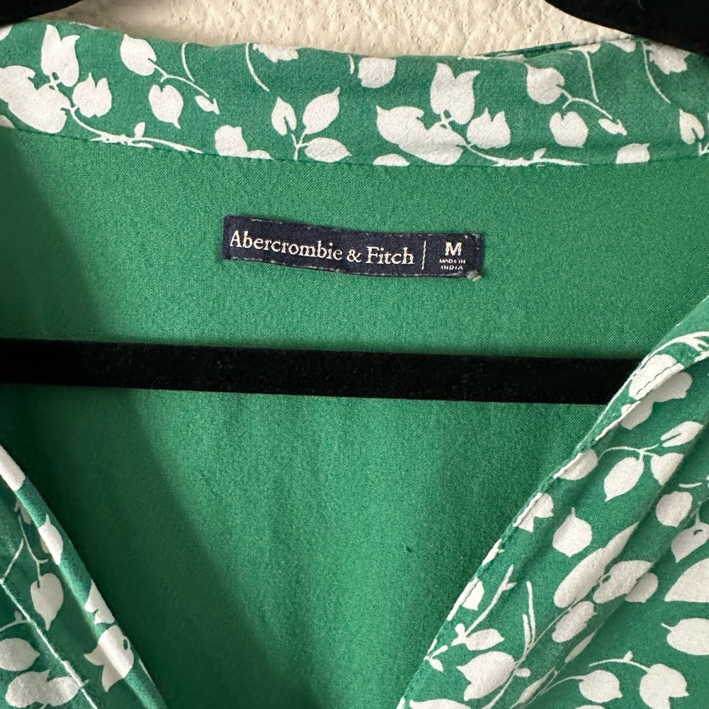 Abercrombie & Fitch Green and White Leaf Print Romper - Picture 3 of 3